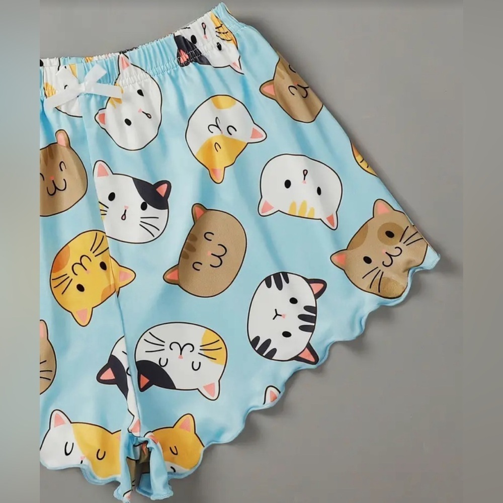 Adorable brand new matching pajama set cartoon cats​​ women’s pet lover cat lady - Picture 3 of 6